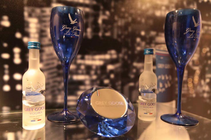 Пластиковые многоразовые бокалы с логотипом Grey Goose